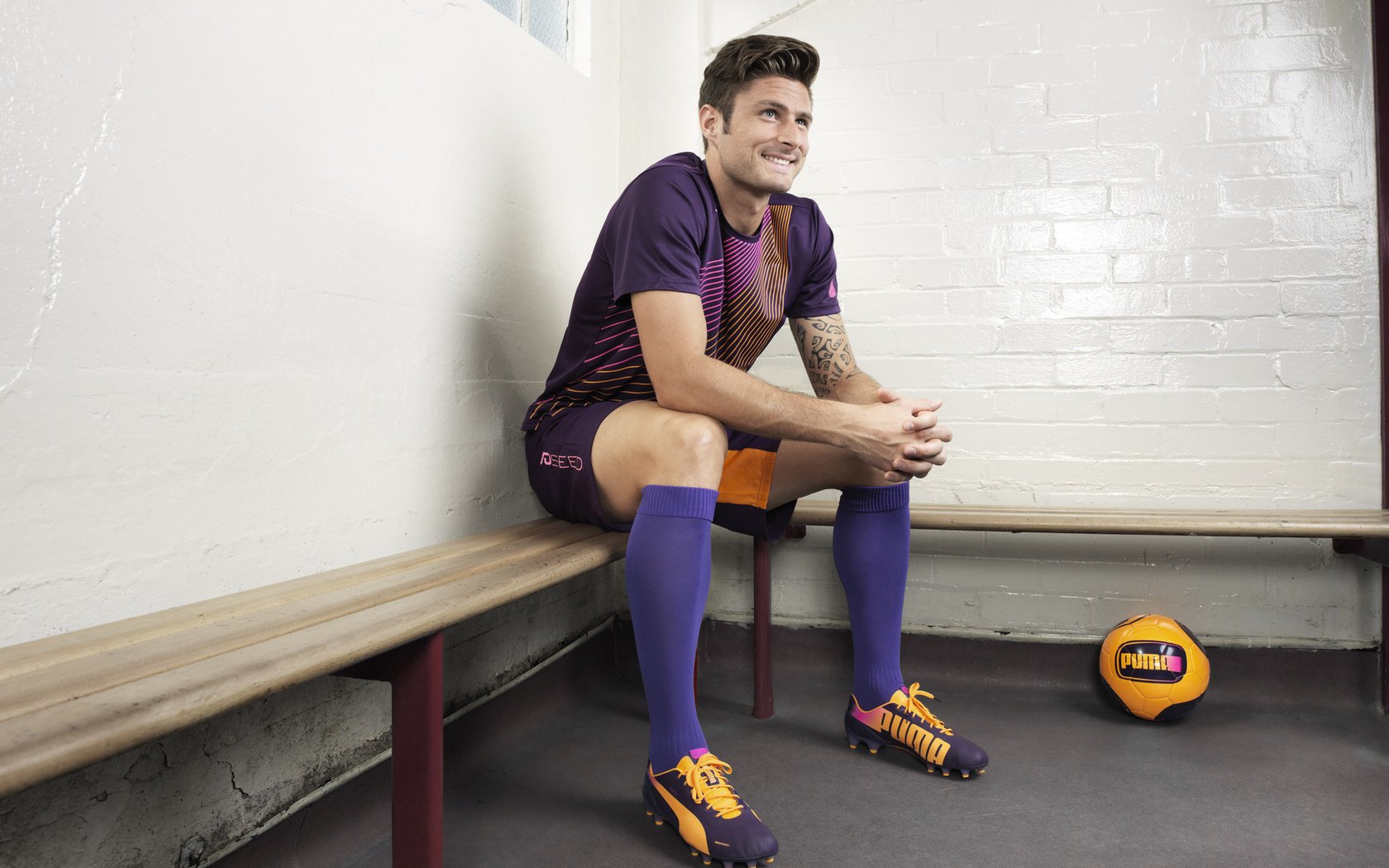 ac米兰官网-中超冠军无悬念！上海海港夺冠指日可待，上海上港中超夺冠